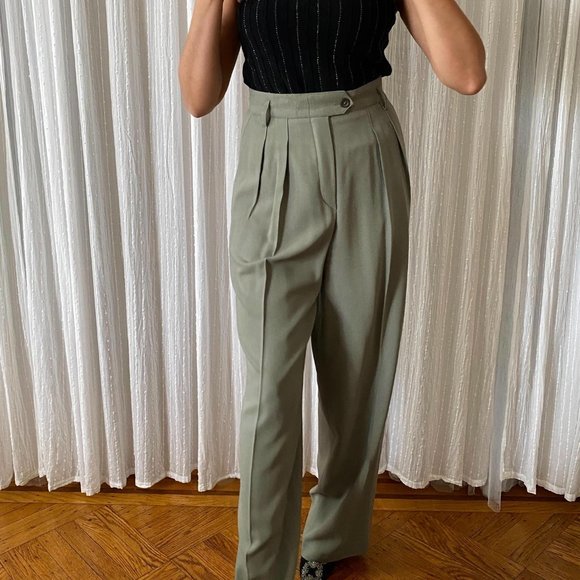 SOLD St. John Evening by Marie GraynBeaded Tank Top - Picture 4 of 9